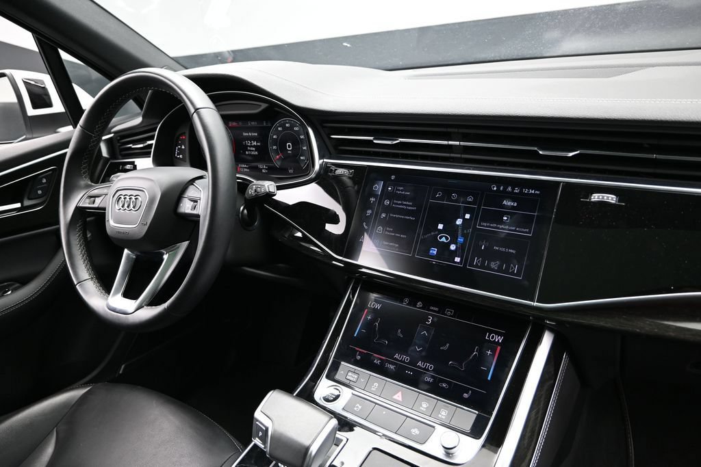 Used 2025 Audi Q7 3.0T Premium Plus AWD/4WD image 13