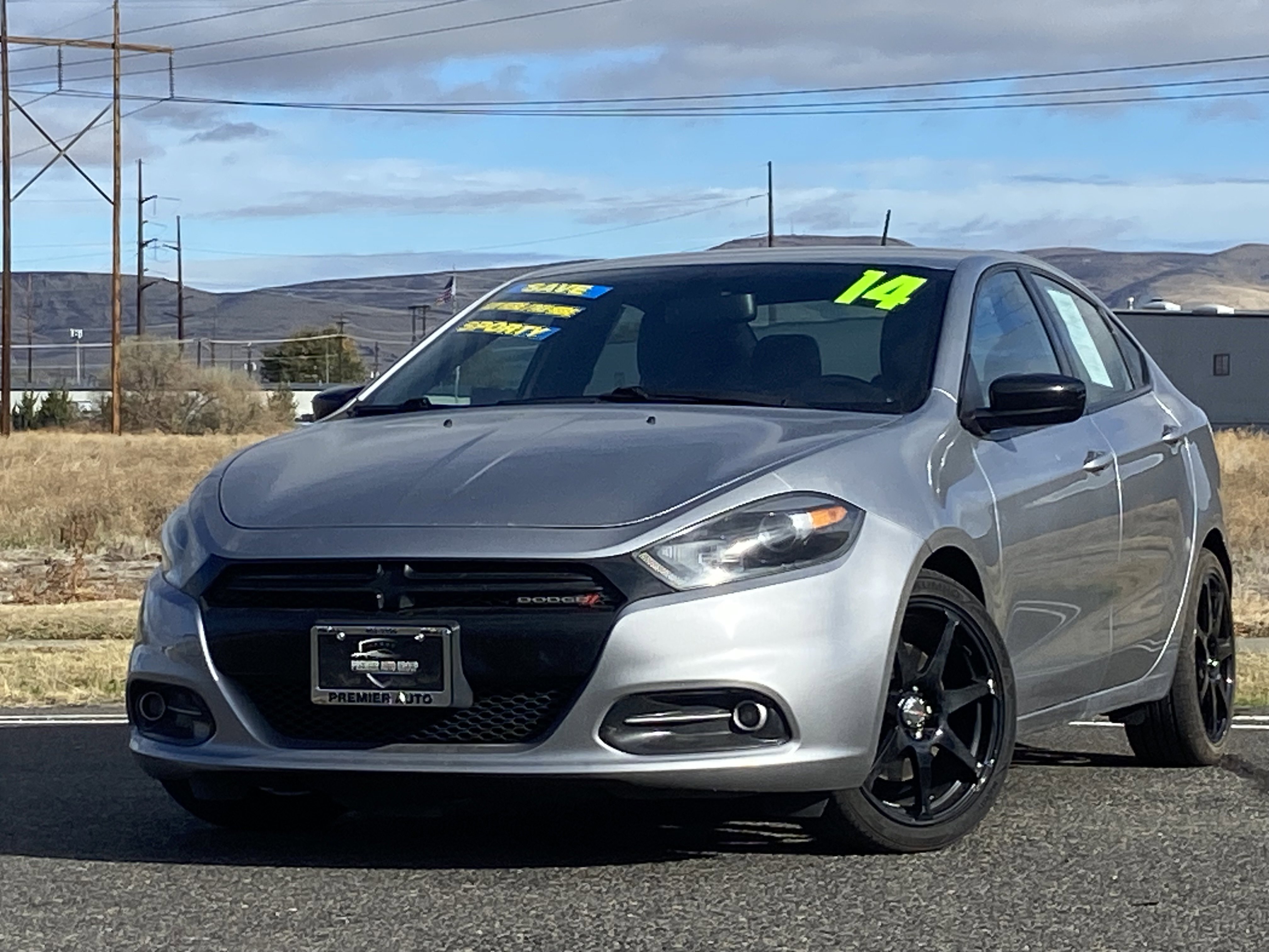 Used 2014 Dodge Dart SXT image 1