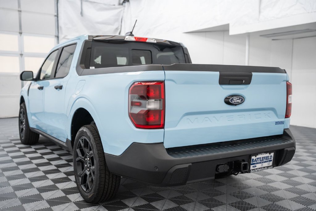 New 2026 Ford Maverick XLT w/ Equipment Group 301A AWD/4WD image 6