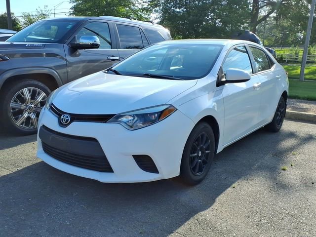 Used 2015 Toyota Corolla L FWD image 1