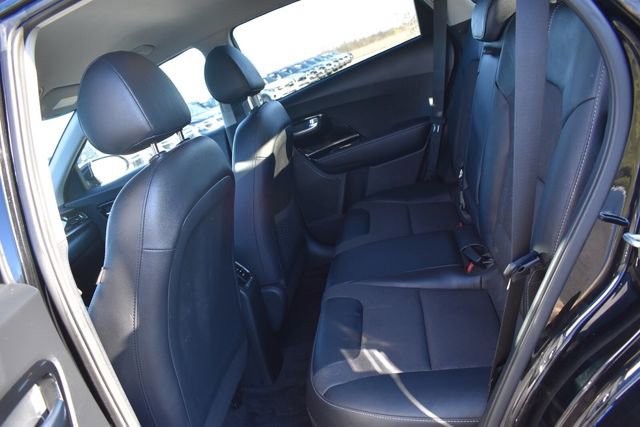 Used 2022 Kia Niro EX image 16