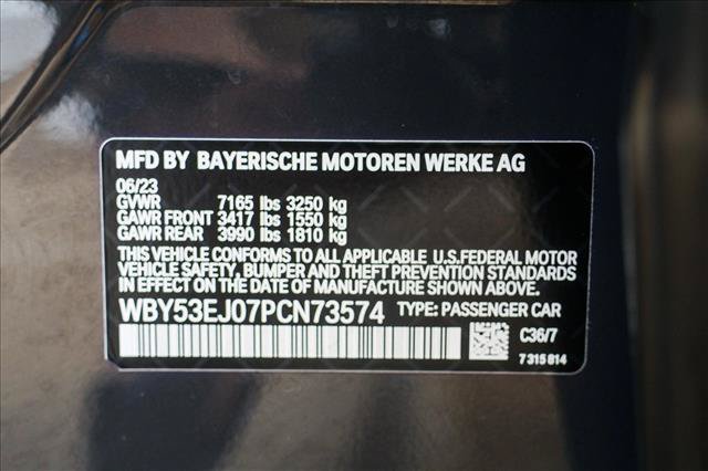 Used 2023 BMW i7 xDrive60 AWD/4WD image 28