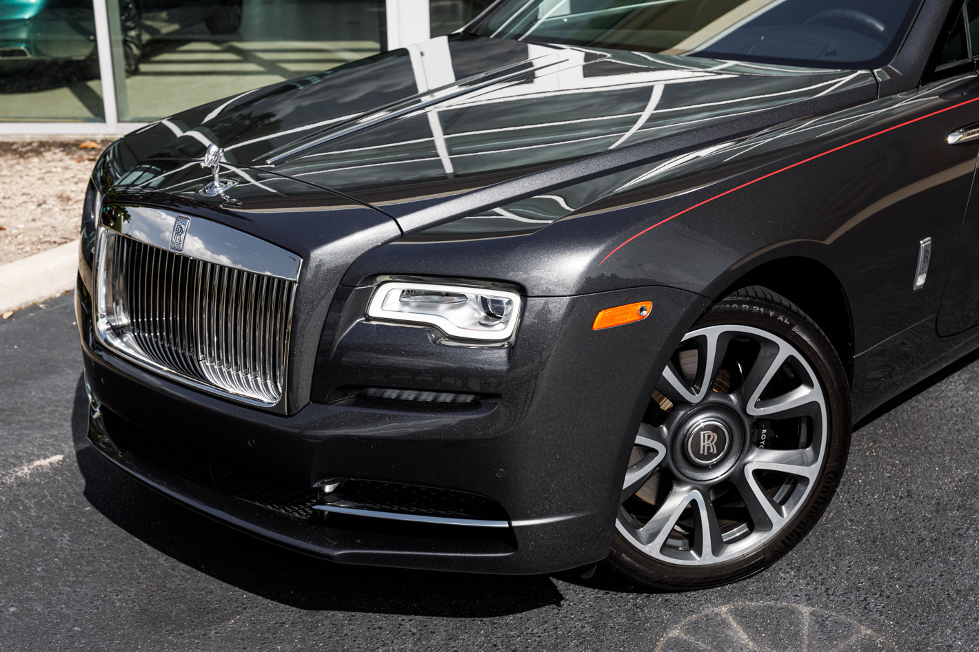 Certified 2019 Rolls-Royce Wraith RWD image 4