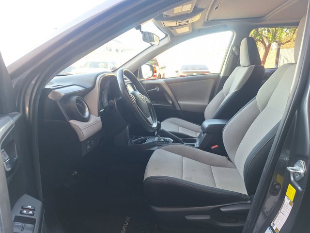 Used 2016 Toyota RAV4 XLE image 10