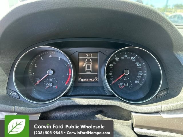 Used 2018 Volkswagen Passat 2.0T R-Line FWD image 10
