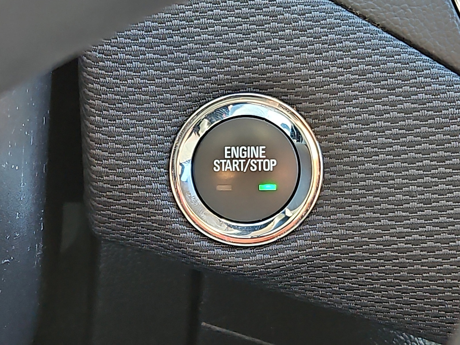 Used 2018 Chevrolet Cruze LT w/ Convenience Package image 23