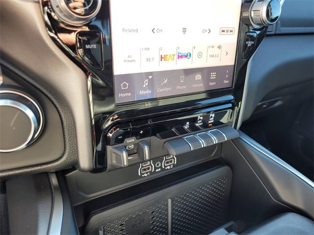 New 2026 RAM 1500 4x4 Crew Cab image 26