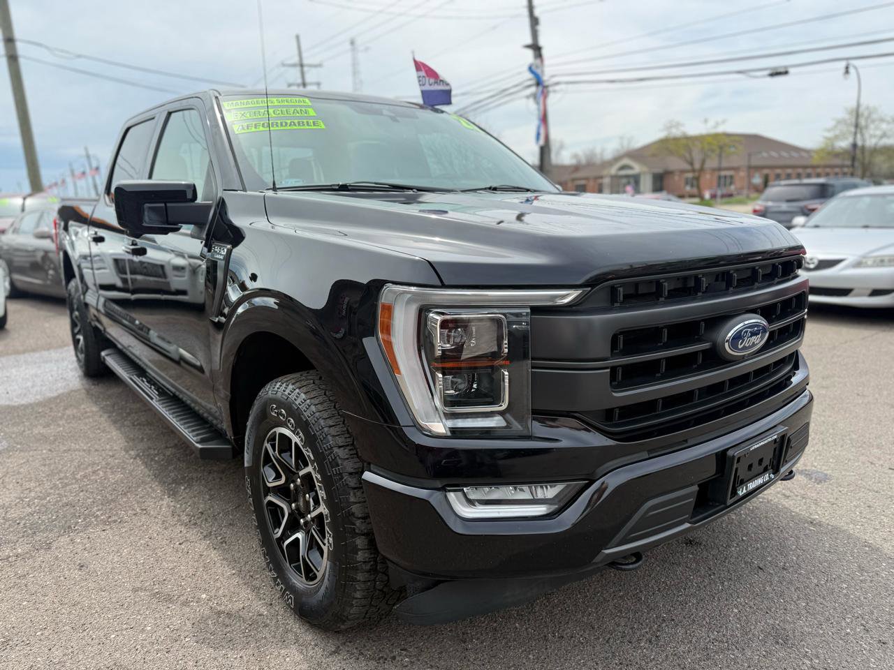 Used 2021 Ford F150 Lariat w/ Equipment Group 502A High AWD/4WD image 3