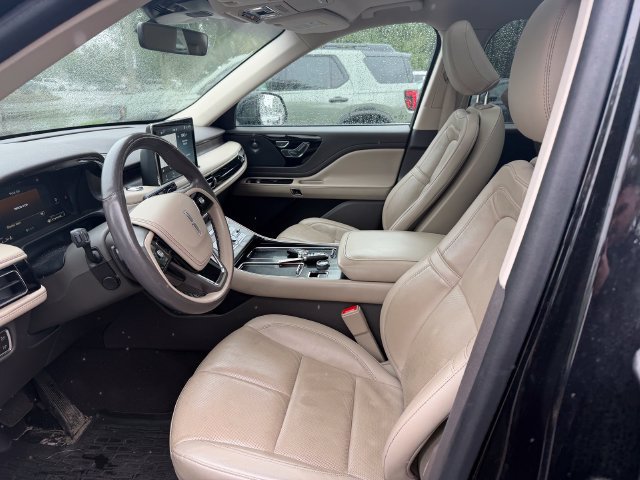 Used 2022 Lincoln Aviator Reserve w/ Equipment Group 201A AWD/4WD image 9