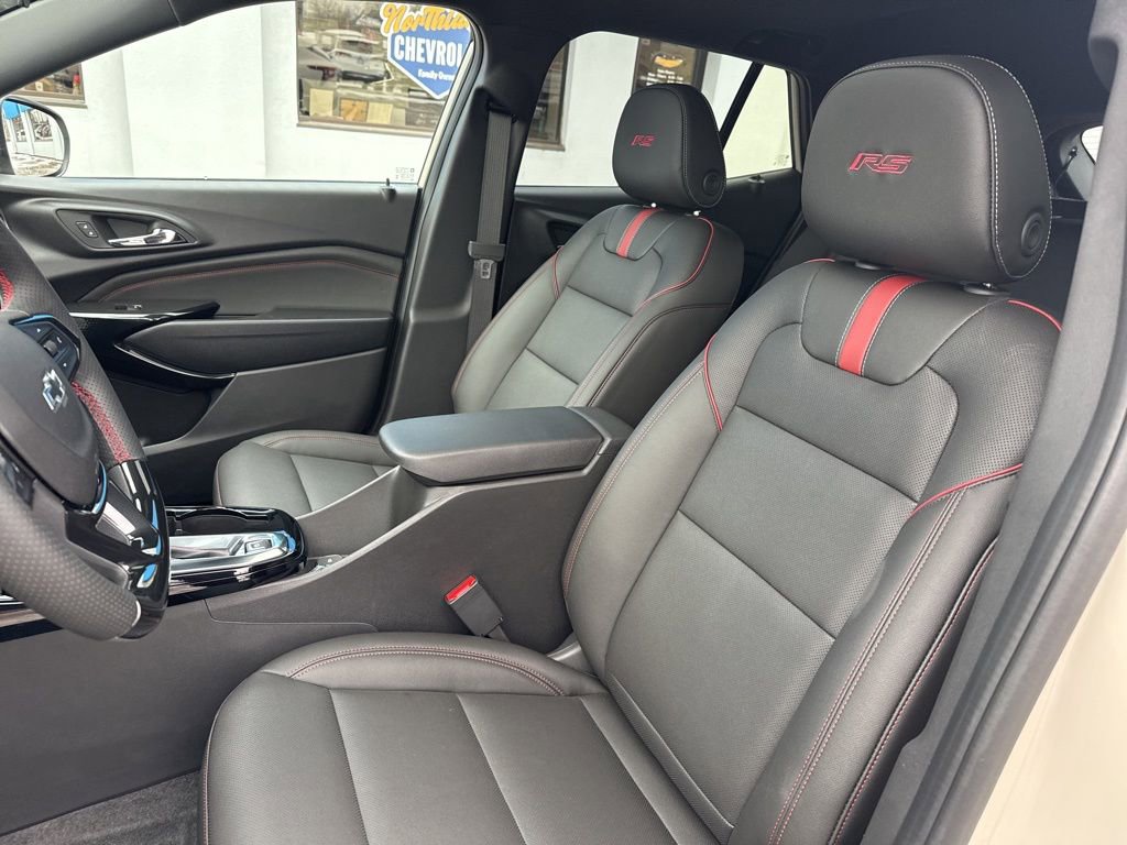 Used 2026 Chevrolet Trax RS w/ Sunroof Package image 31