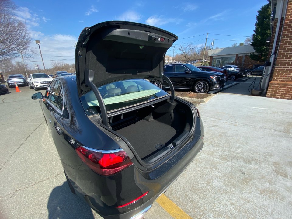 Certified 2026 Mercedes-Benz E 350 4MATIC Sedan image 14