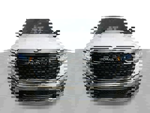 Used 2025 RAM 1500 Big Horn AWD/4WD image 3