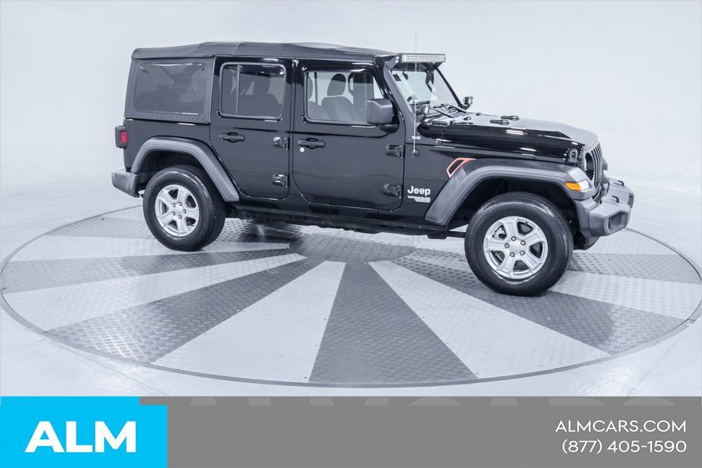 Used 2018 Jeep Wrangler Unlimited Sport image 17