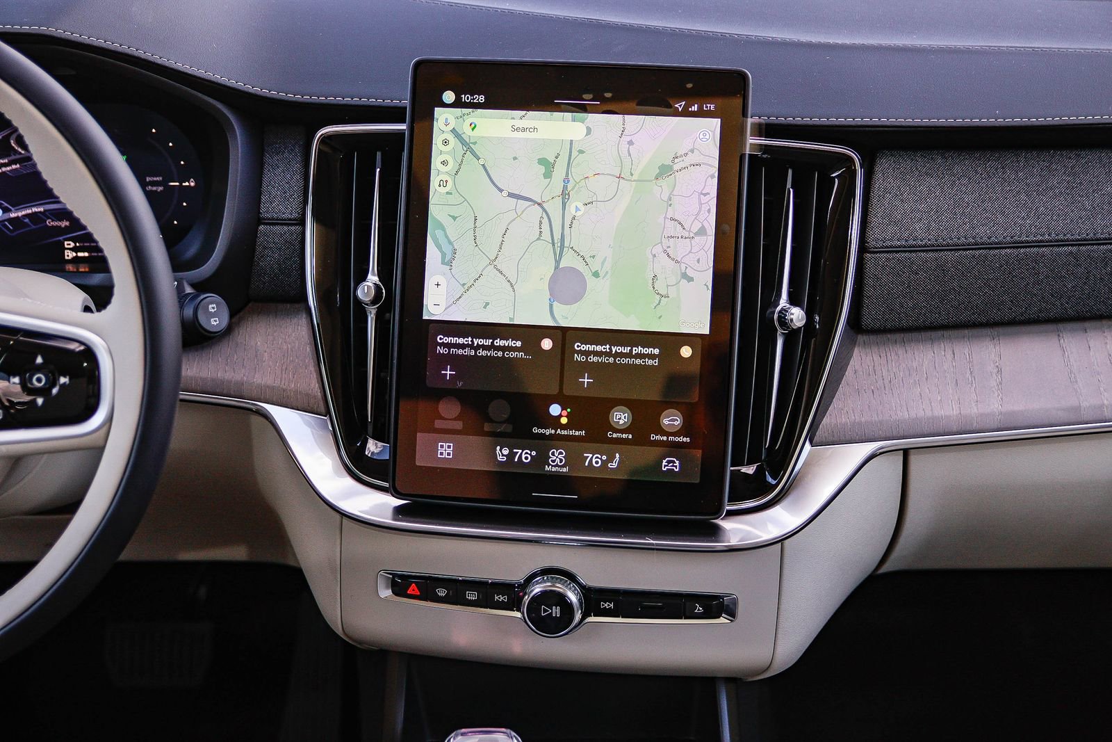 New 2026 Volvo XC90 T8 Ultra w/ Protection Package Premier image 13