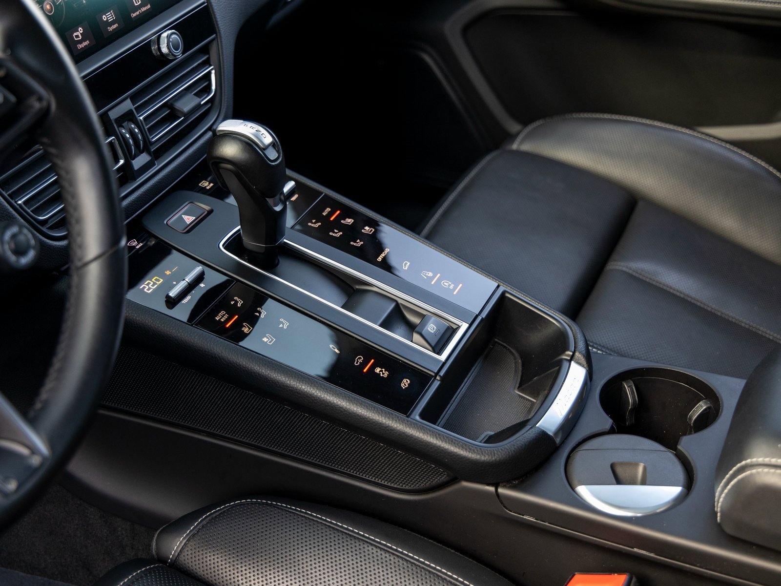 Certified 2023 Porsche Macan GTS image 42