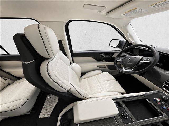 Used 2022 Lincoln Navigator Black Label AWD/4WD image 10