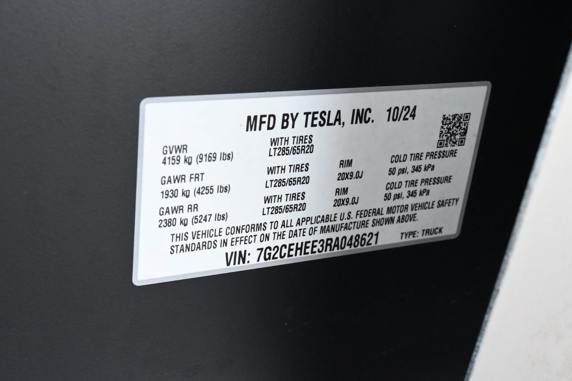 Used 2024 Tesla Cybertruck Cyberbeast AWD/4WD image 29