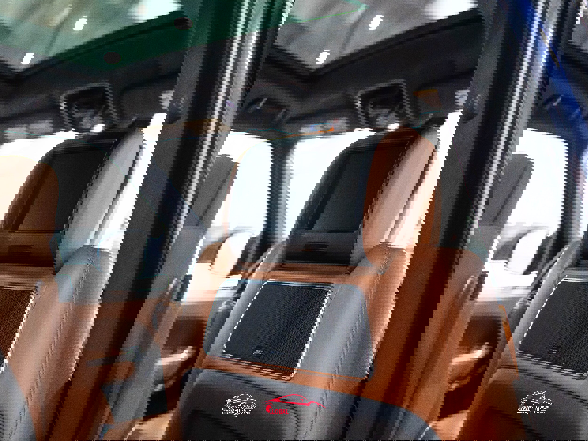 Used 2016 Land Rover Range Rover Autobiography image 19