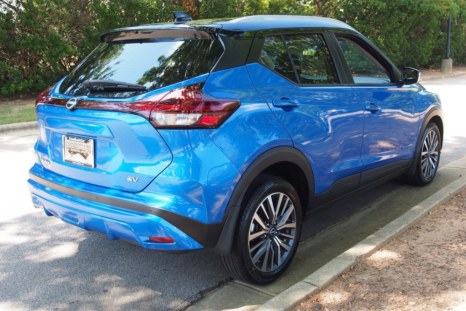 Used 2024 Nissan Kicks SV FWD image 7