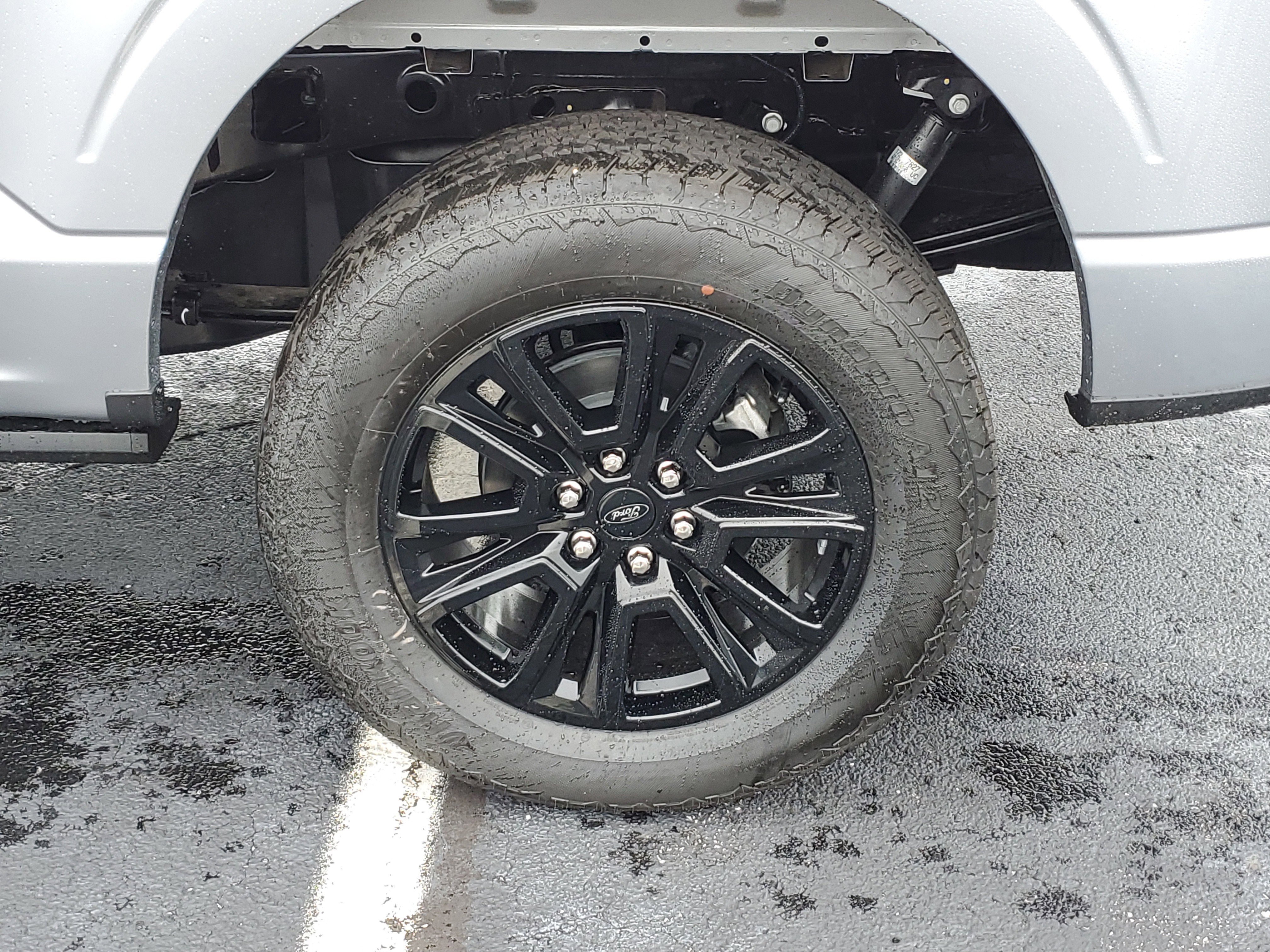 New 2025 Ford F150 Platinum w/ Equipment Group 702A High image 5