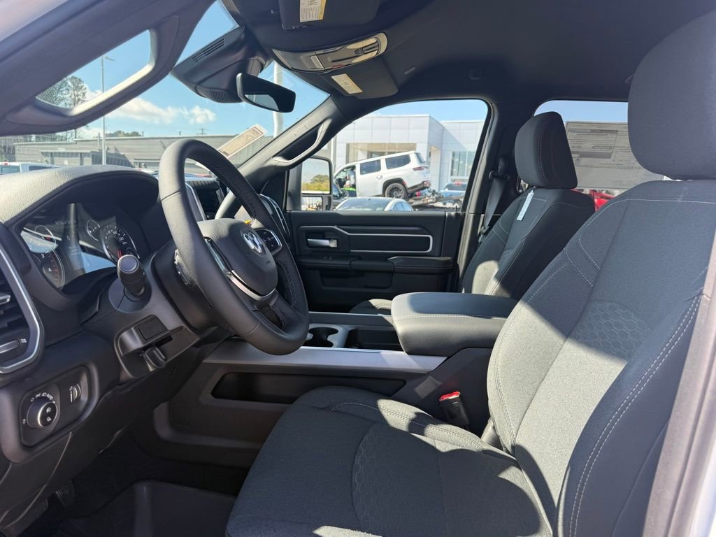 New 2026 RAM 2500 Big Horn AWD/4WD image 10