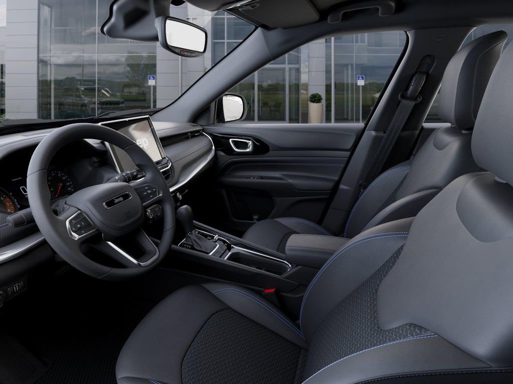 New 2026 Jeep Compass Latitude AWD/4WD image 22