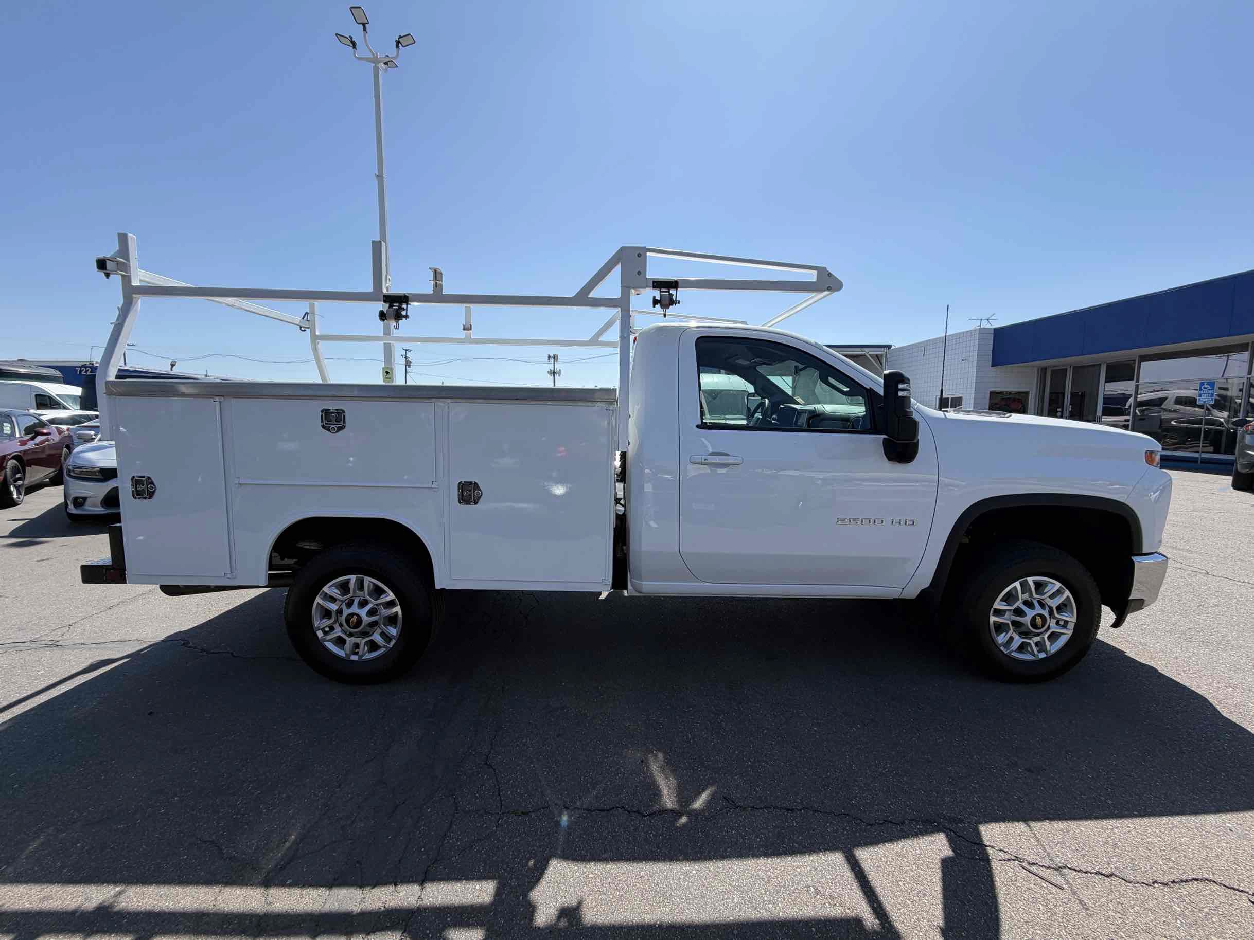 Used 2022 Chevrolet Silverado 2500 LT w/ Convenience Package RWD image 8