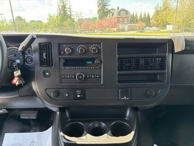Used 2024 GMC Savana 2500 w/ Driver Convenience Package image 13
