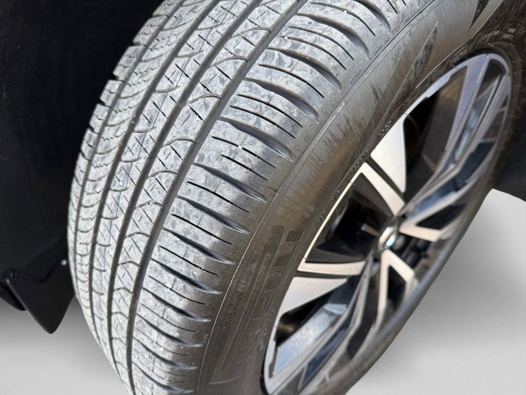 Used 2024 Volvo XC60 B5 Core w/ Protection Package Premier image 20