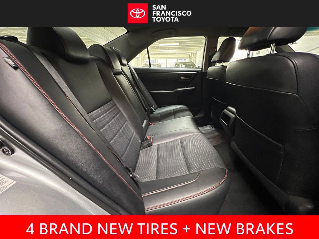 Used 2015 Toyota Camry SE FWD image 17