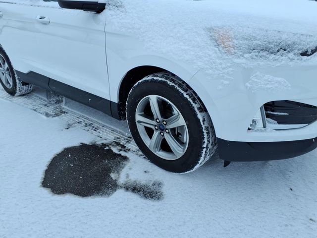 Certified 2022 Ford Edge SEL w/ Convenience Package image 4