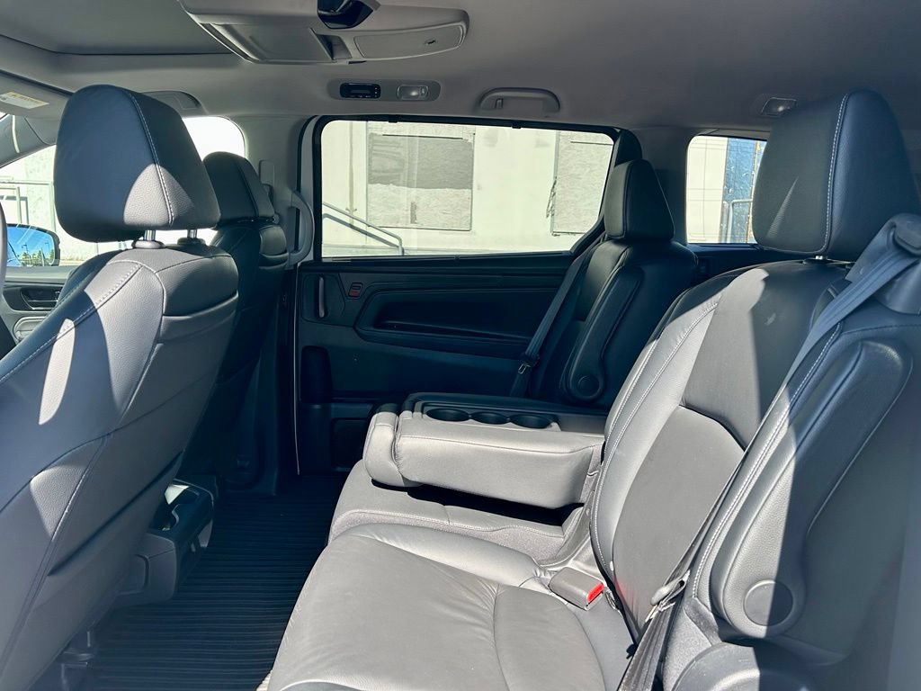 Used 2023 Honda Odyssey Touring image 12