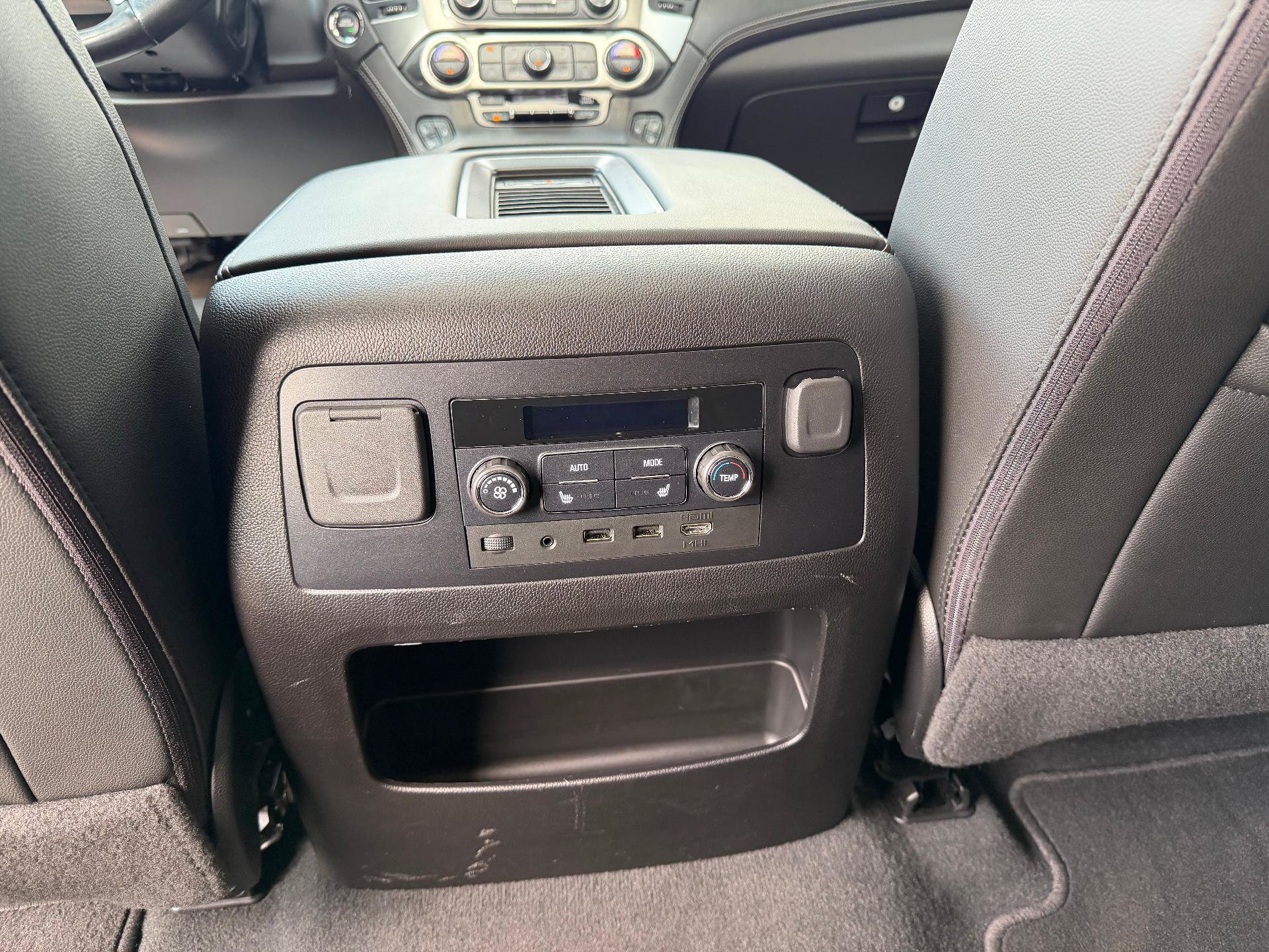 Used 2019 Chevrolet Tahoe Premier AWD/4WD image 22