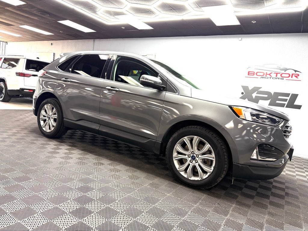 Used 2022 Ford Edge Titanium w/ Equipment Group 301A AWD/4WD image 2