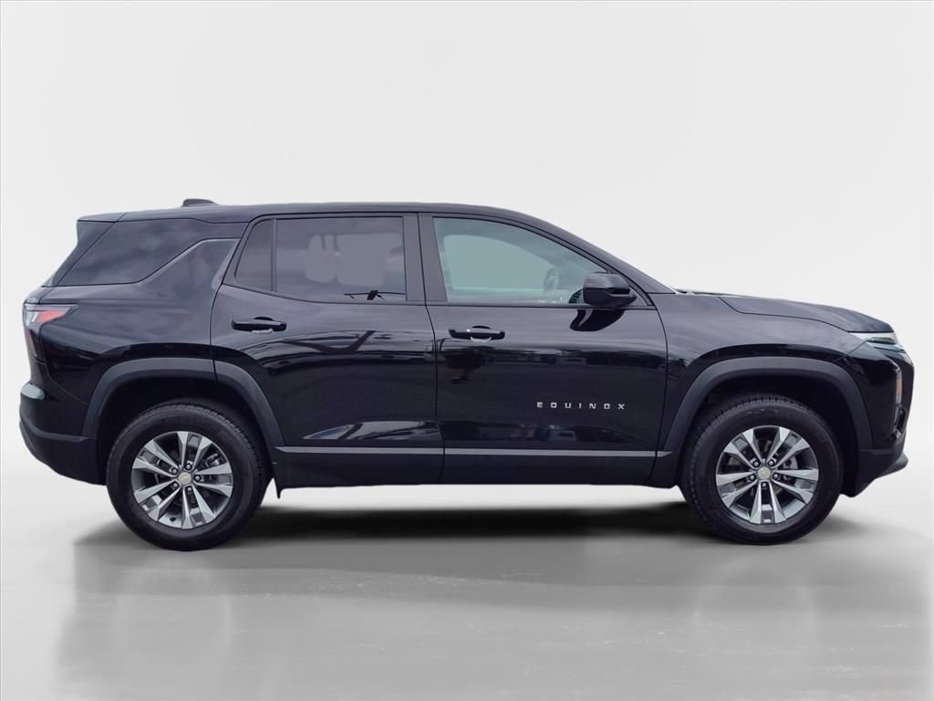 Used 2026 Chevrolet Equinox LT AWD/4WD image 6