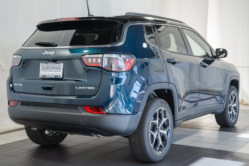 New 2027 Jeep Compass Limited AWD/4WD image 4