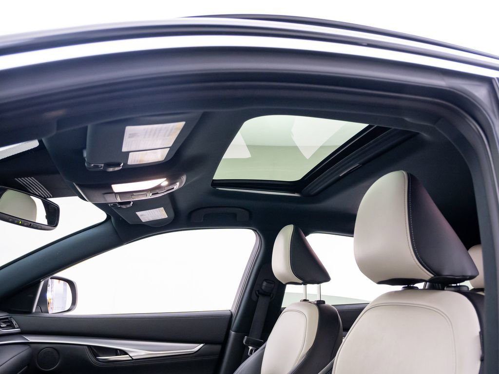 Used 2023 INFINITI QX55 Luxe w/ Cargo Package image 18