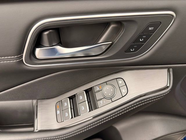 New 2026 Nissan Rogue Platinum w/ Tech Package image 11