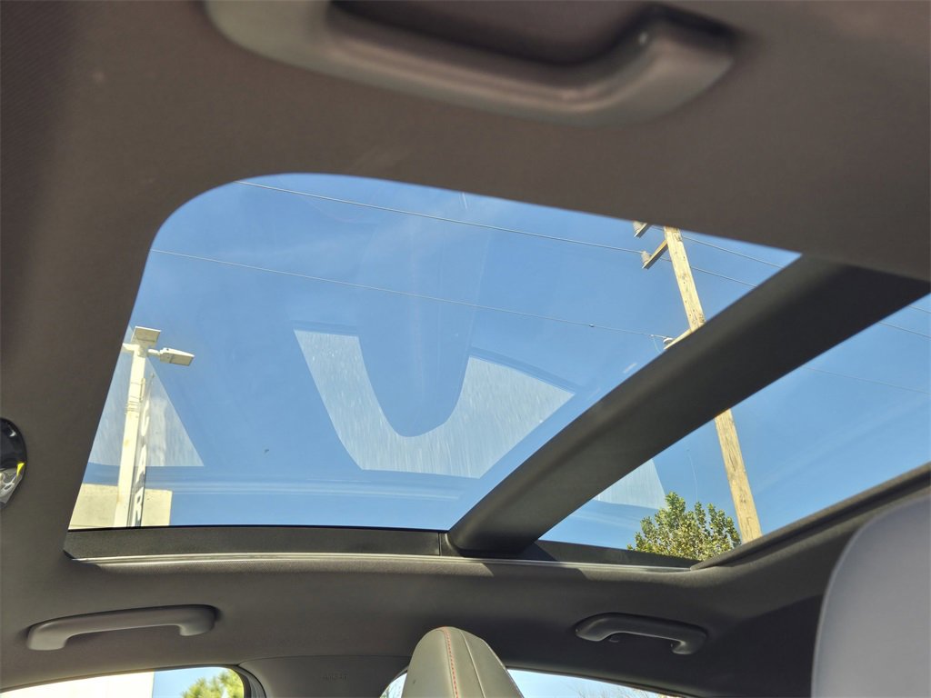 Used 2022 Hyundai Sonata N Line image 11