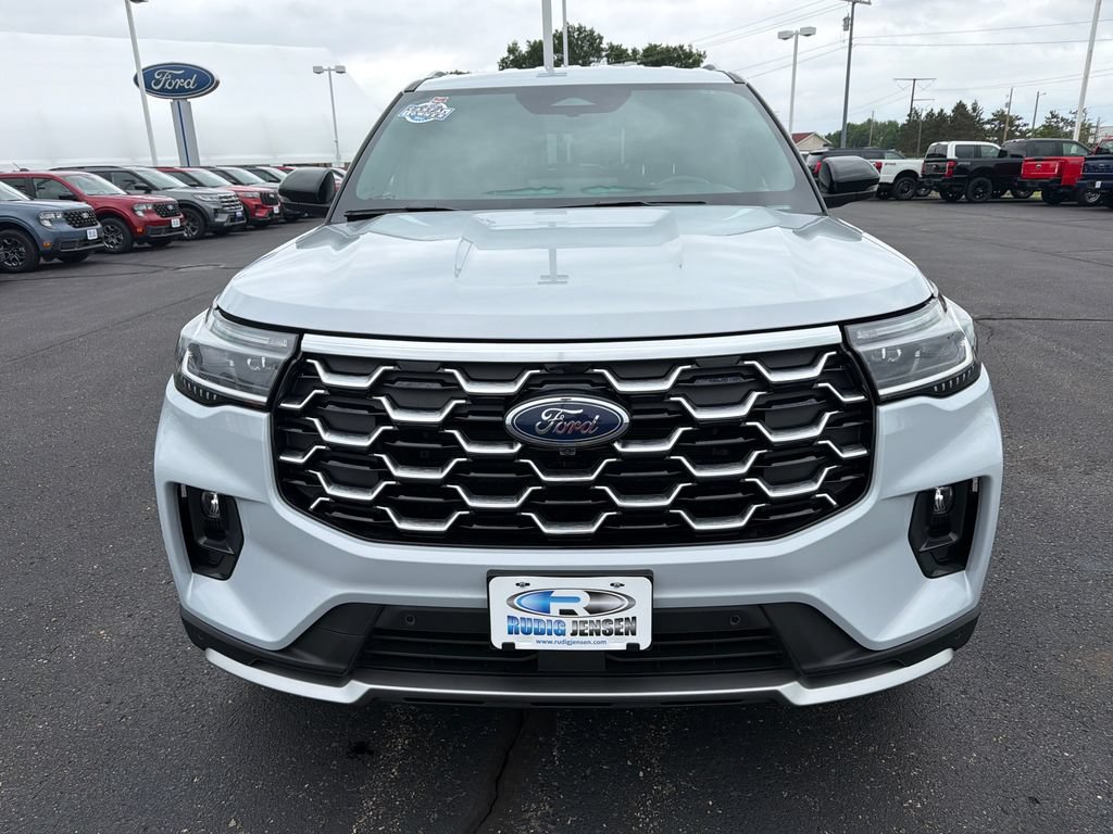 Used 2026 Ford Explorer Platinum w/ LUX Leather Package AWD/4WD image 8