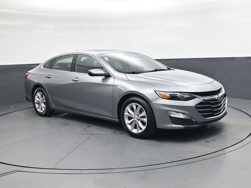 Used 2023 Chevrolet Malibu LT image 2