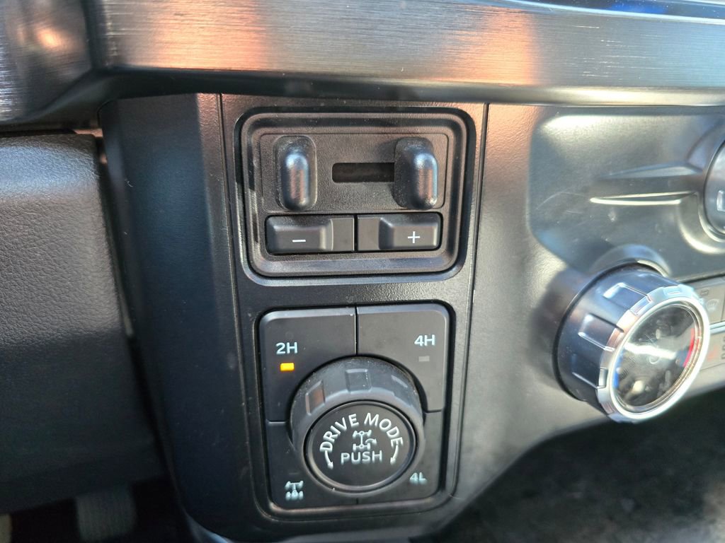 Used 2024 Ford F250 Lariat w/ Lariat Ultimate Package image 24