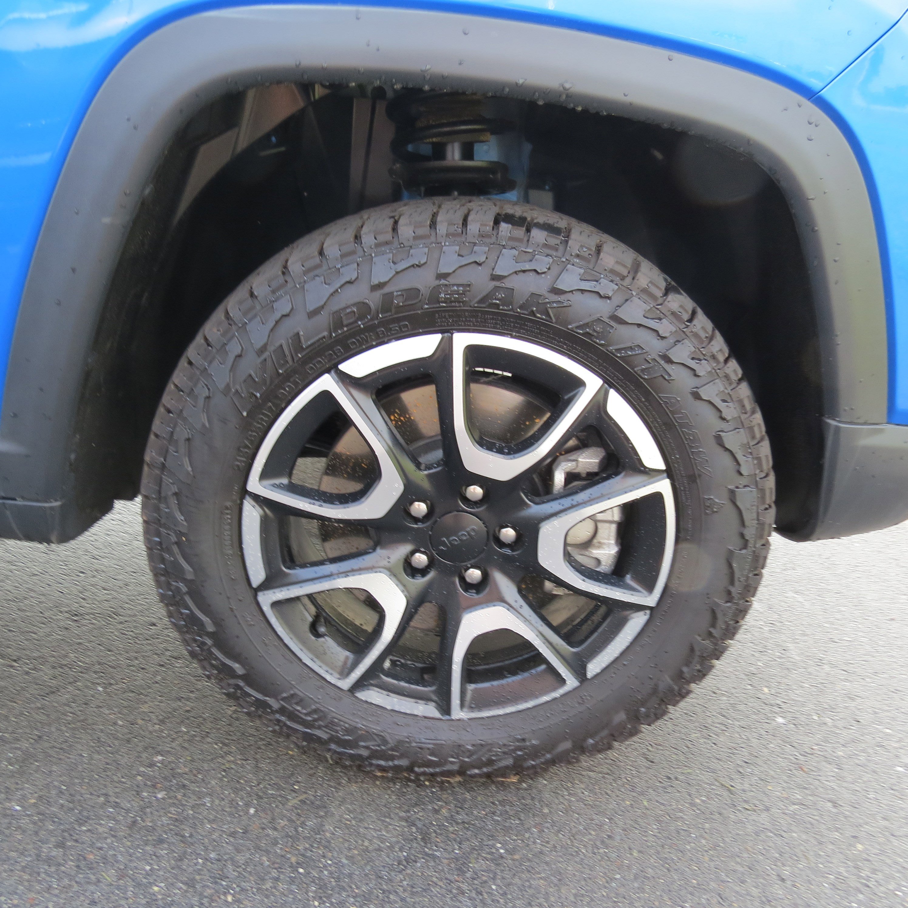 Used 2024 Jeep Compass Trailhawk image 10