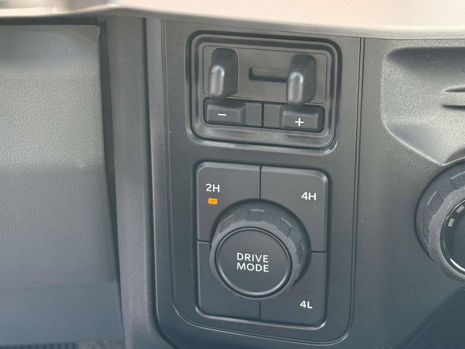 New 2025 Ford F550 4x4 Crew Cab Super Duty image 16