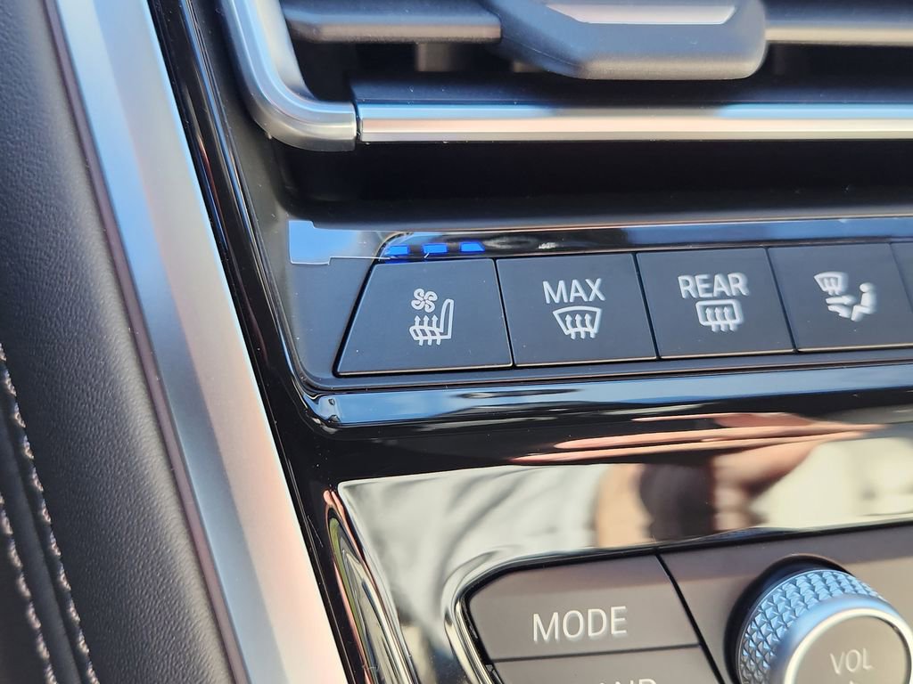 New 2026 BMW M850i xDrive image 17