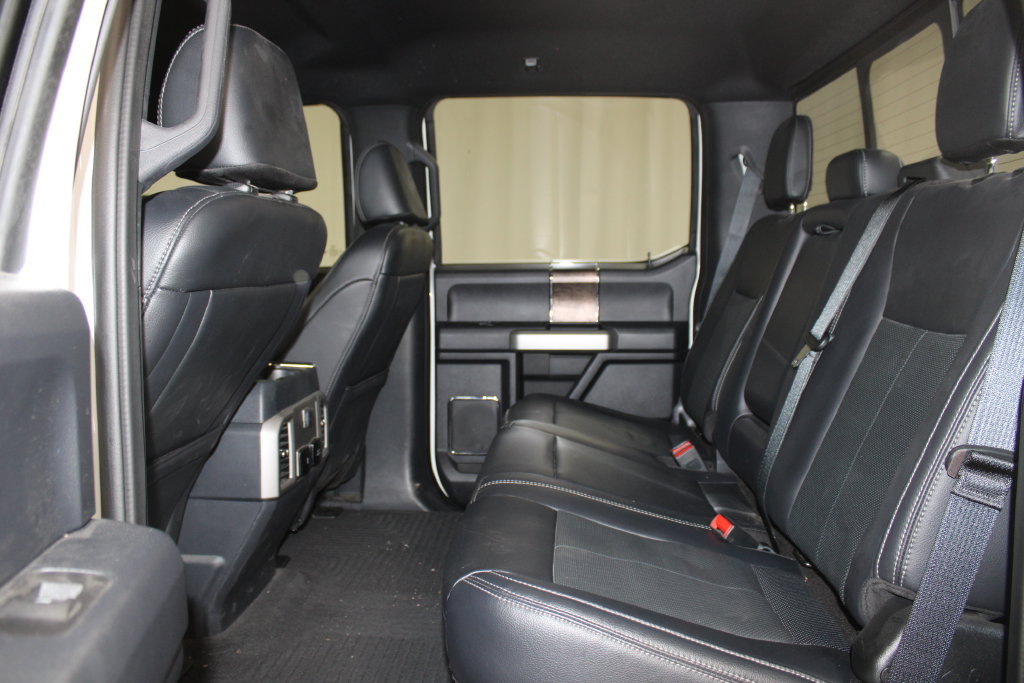 Used 2022 Ford F350 Lariat w/ Lariat Ultimate Package AWD/4WD image 17