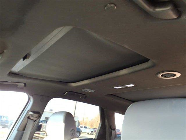 Used 2023 Buick Enclave Essence image 21