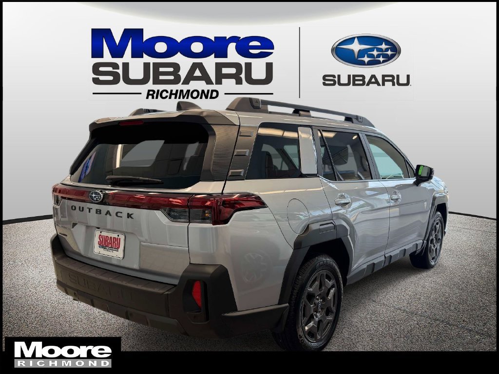 Used 2026 Subaru Outback Premium AWD/4WD image 2