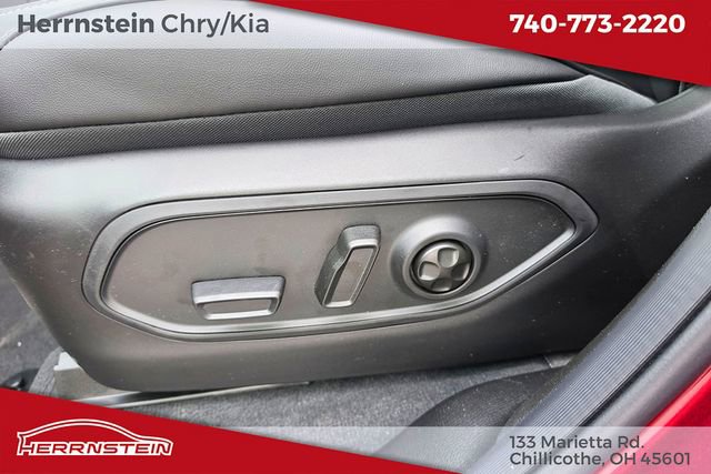 New 2026 Jeep Grand Cherokee Laredo image 16