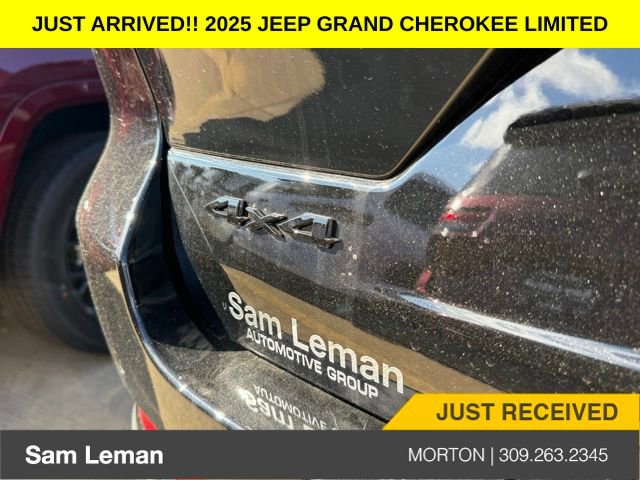 New 2025 Jeep Grand Cherokee Limited w/ Black Appearance Package image 11